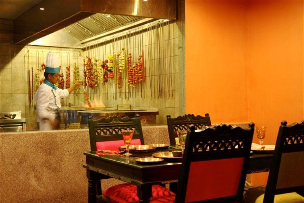 Hotel Tuli Imperial Nagpur Exterior foto