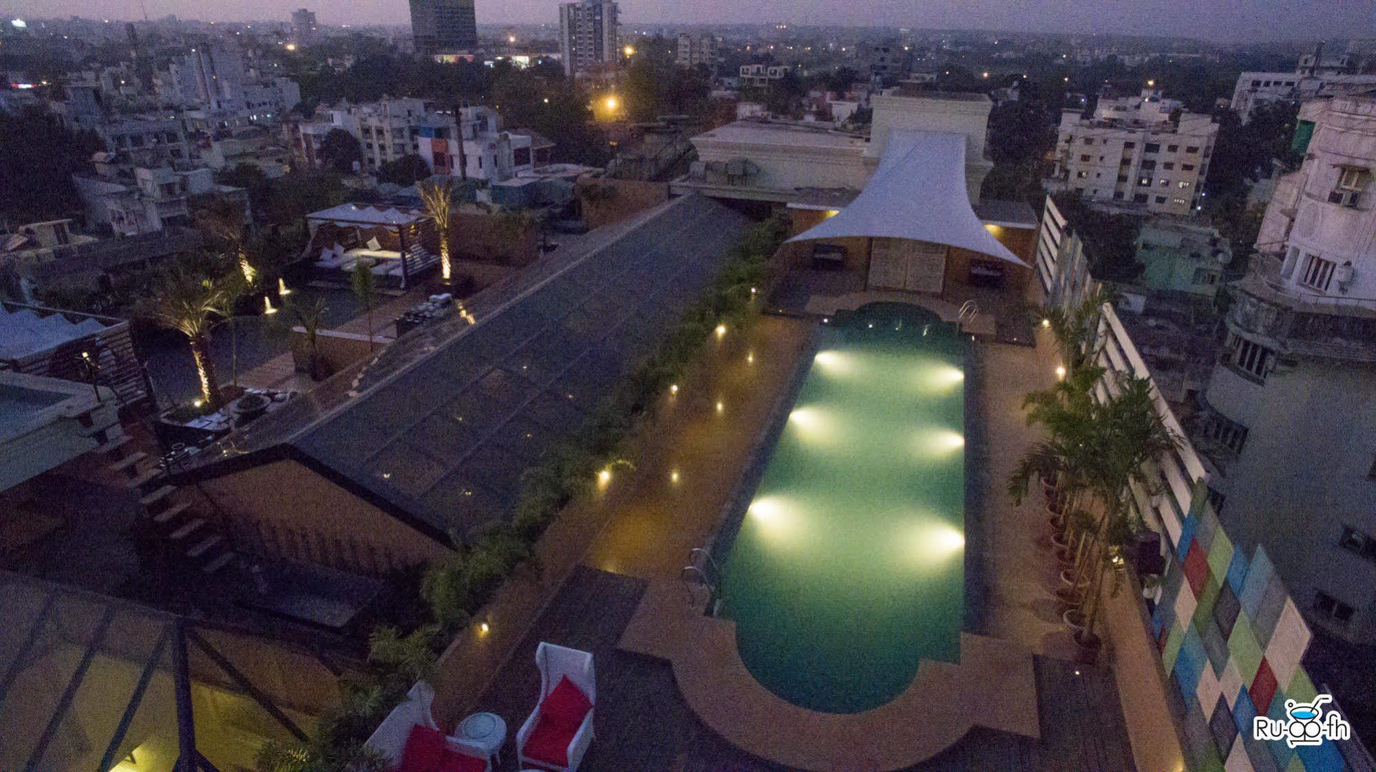 Hotel Tuli Imperial Nagpur Exterior foto